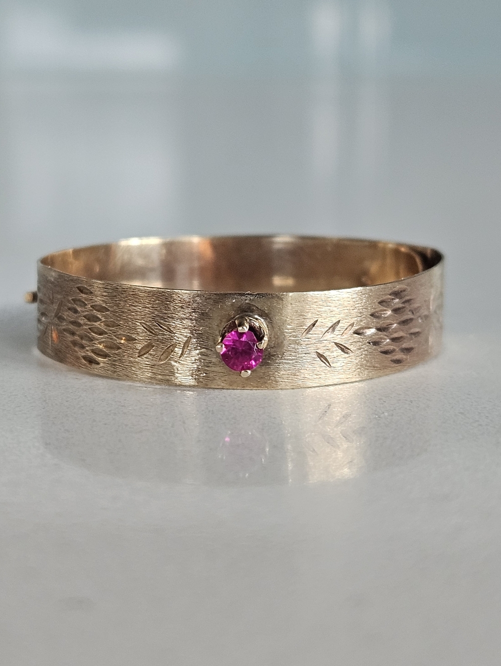 Luxury Antique Victorian Solid 14k Yellow Gold Burmese Ruby Baby Bangle Bracelet - Picture 9 of 14